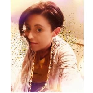 Meet your Posher, Desirae